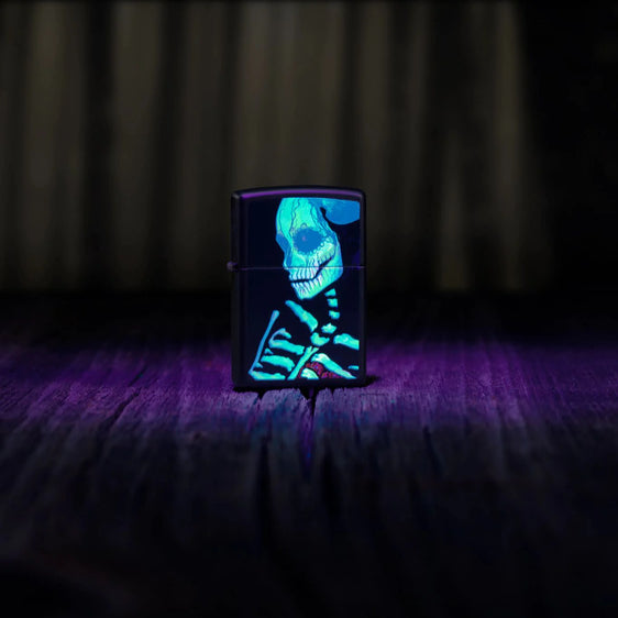 
Zippo Lighter - Glowing Skull