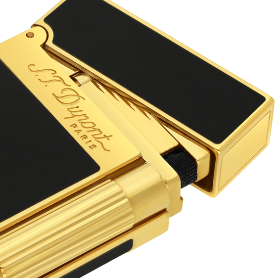 
S.T. Dupont Ligne 2 Lighter – Black Lacquer & Yellow Gold